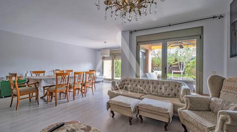 Foto 3 de Casa adosada en venda a Conde Orgaz - Piovera, Madrid