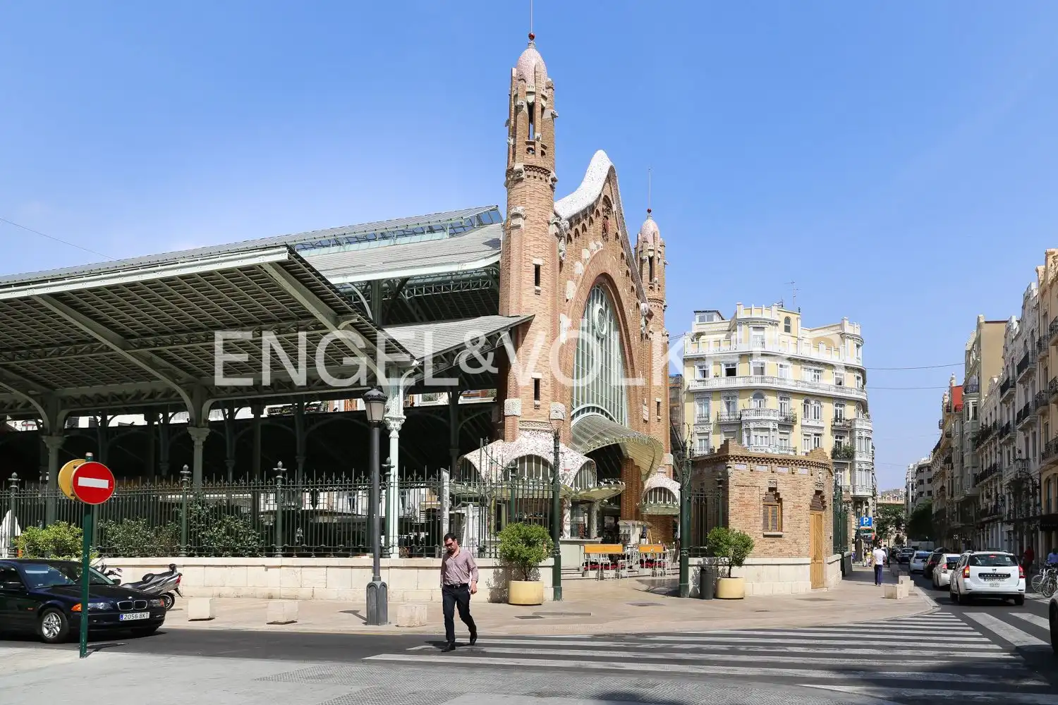Exterior view of Flat for rent in Valencia  with Air Conditioner, Heating and Parquet flooring