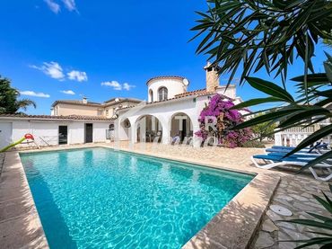 Haus mit Pool zum Verkauf in SECTOR ALBERES 108