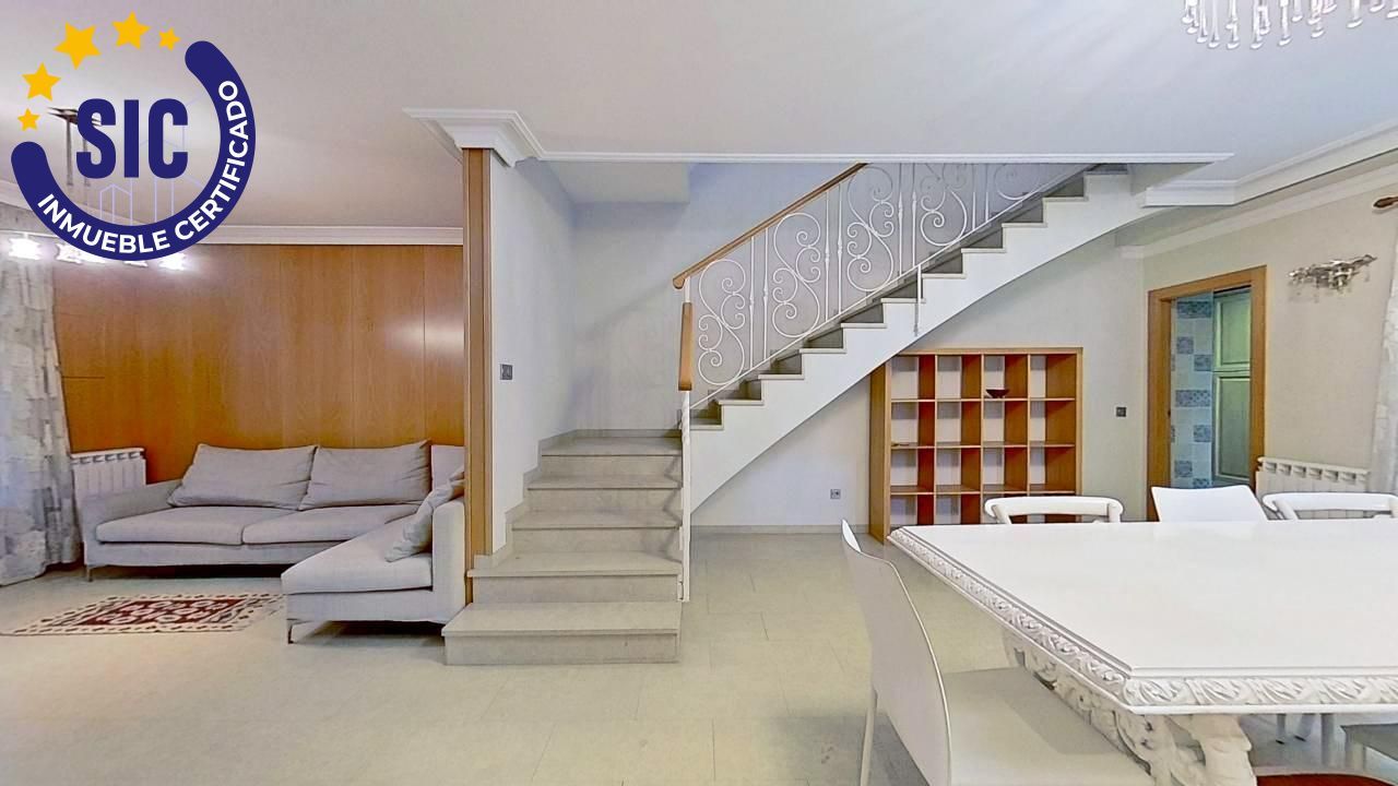 Country house for sale in Chiva  with Heating and Terrace