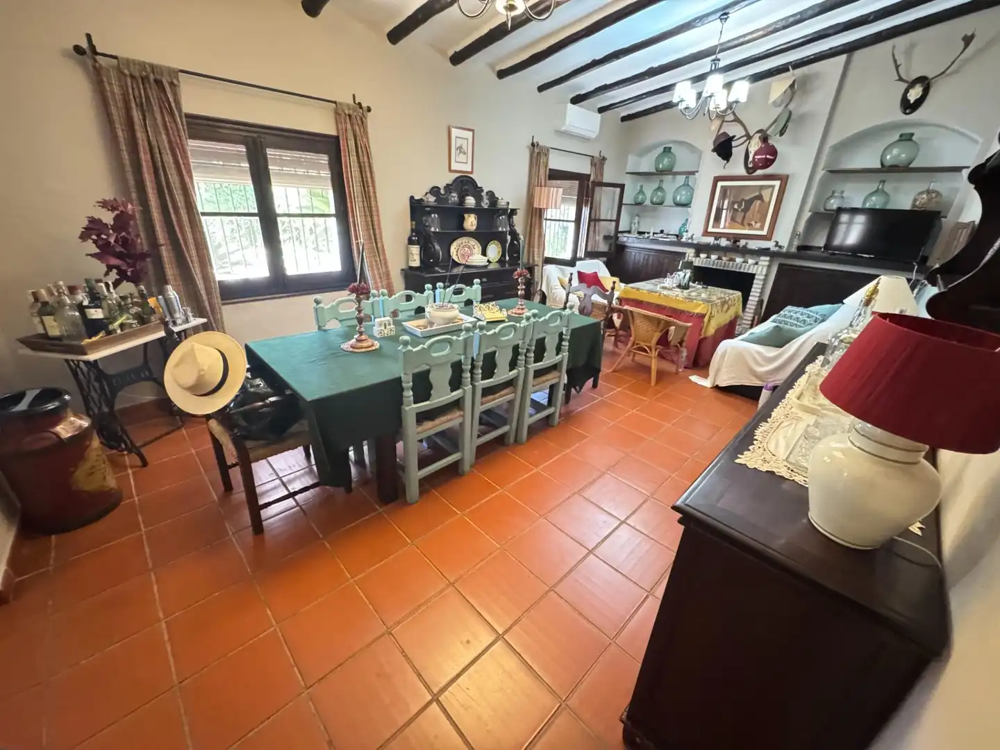 Comedor de Casa o chalet en venta en Dos Hermanas con Aire acondicionado, Jardín privado y Trastero
