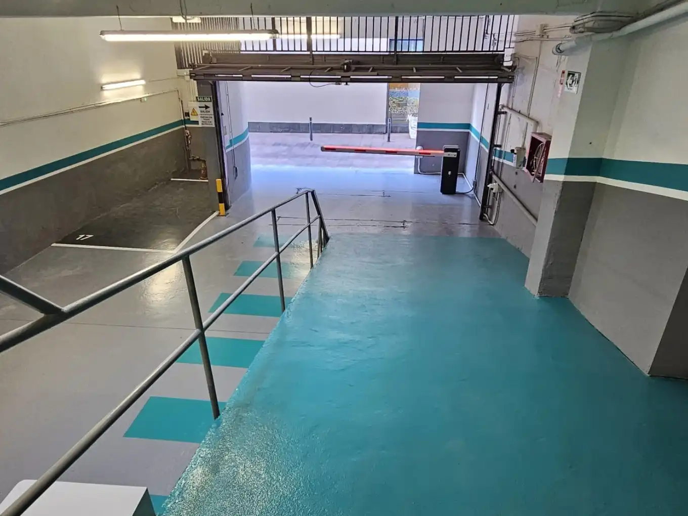 Piscina de Garatge de lloguer en Barcelona amb Alarma