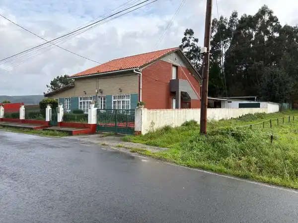 Außenansicht von Haus oder Chalet zum Verkauf in Narón mit Heizung, Privatgarten und Abstellraum