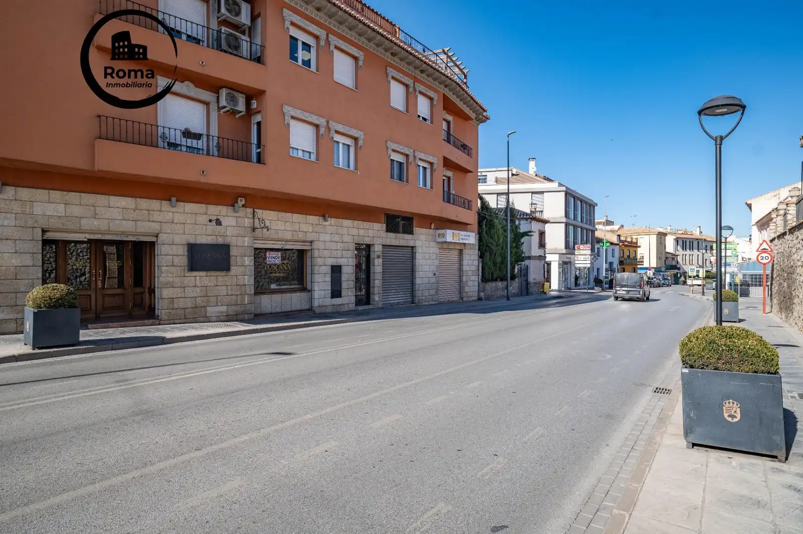 Local comercial en venda a Calle de Granada