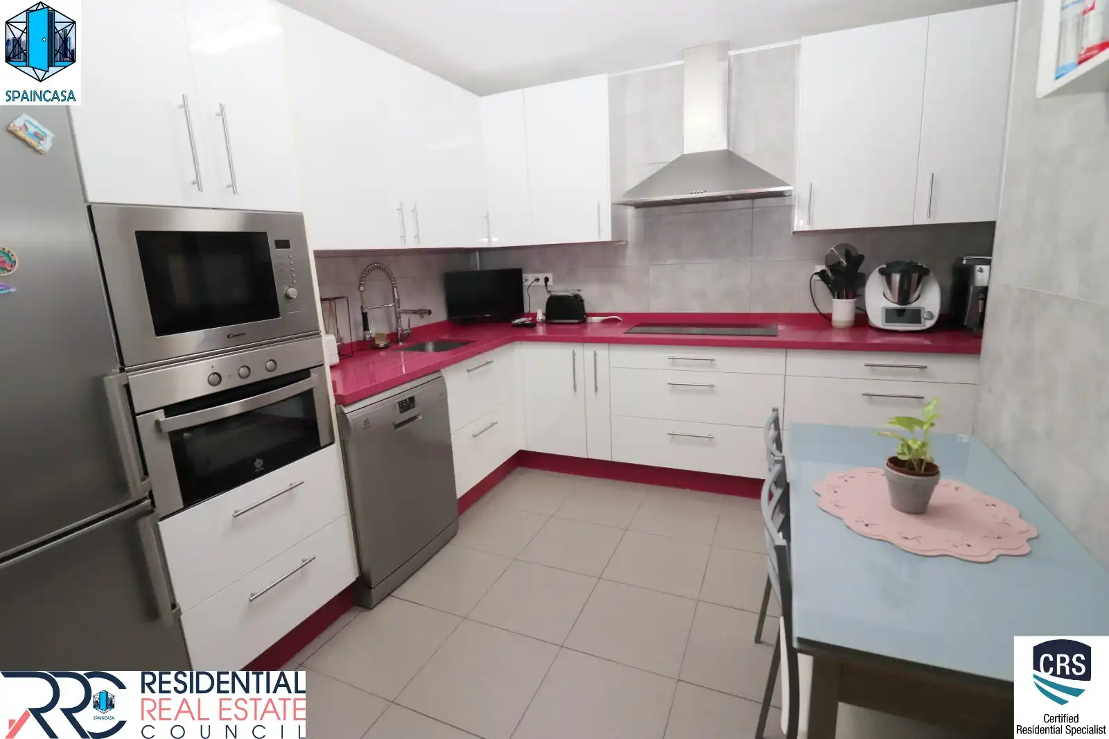 Casa aparellada amb terrassa en venda a Calle Victoria Kent 89, imagen 24