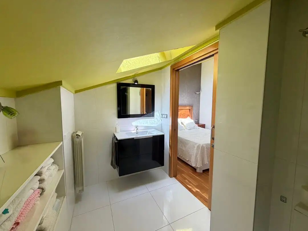 Baño de Dúplex en venta en Astigarraga con Calefacción y Terraza