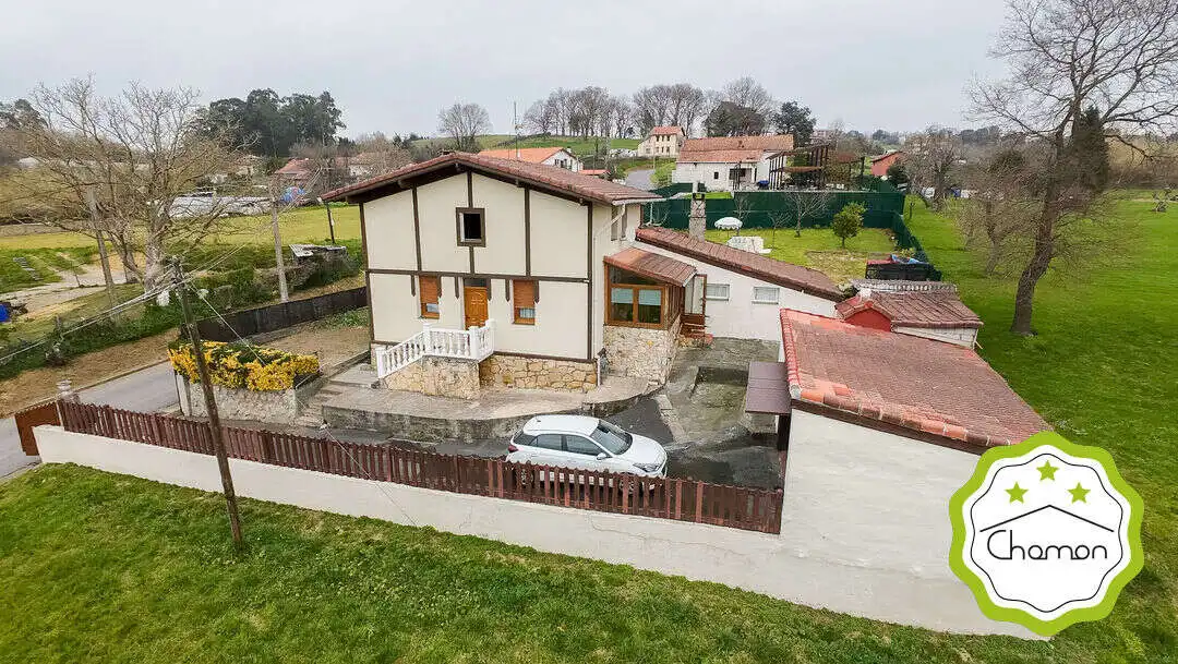 Außenansicht von Country house zum Verkauf in Erandio mit Heizung, Privatgarten und Terrasse