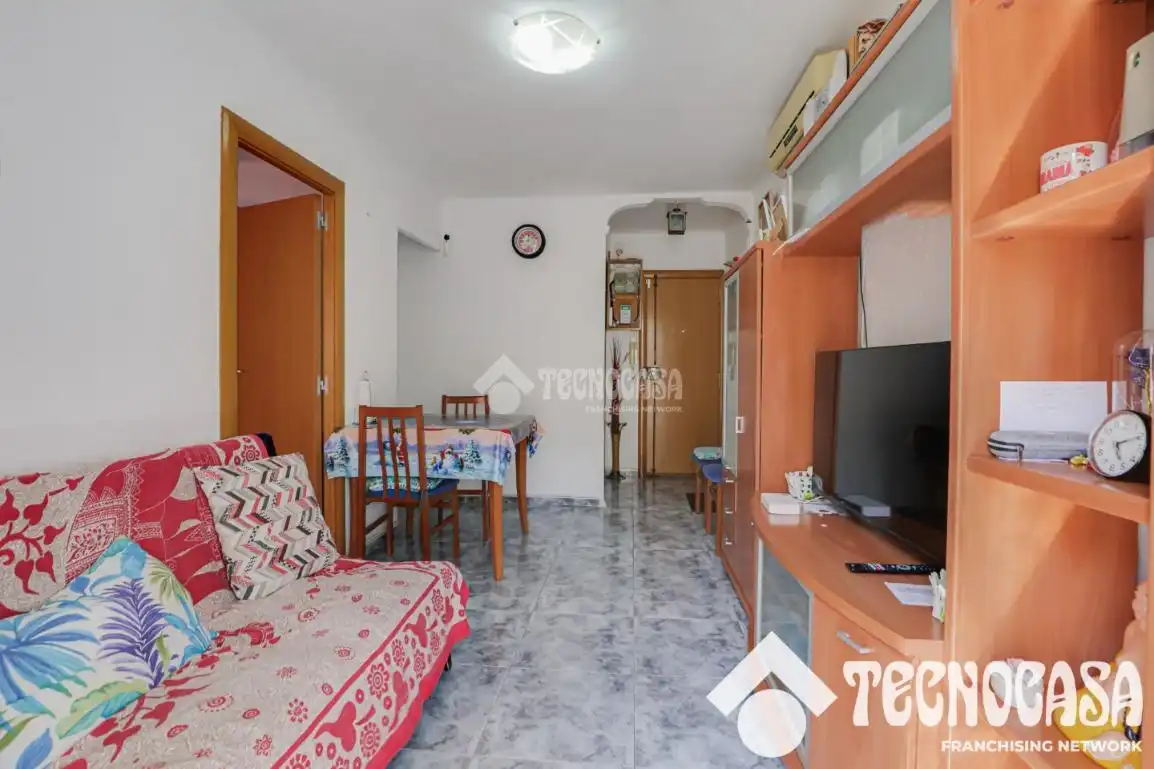 Sala de estar de Piso en venta en Santa Coloma de Gramenet