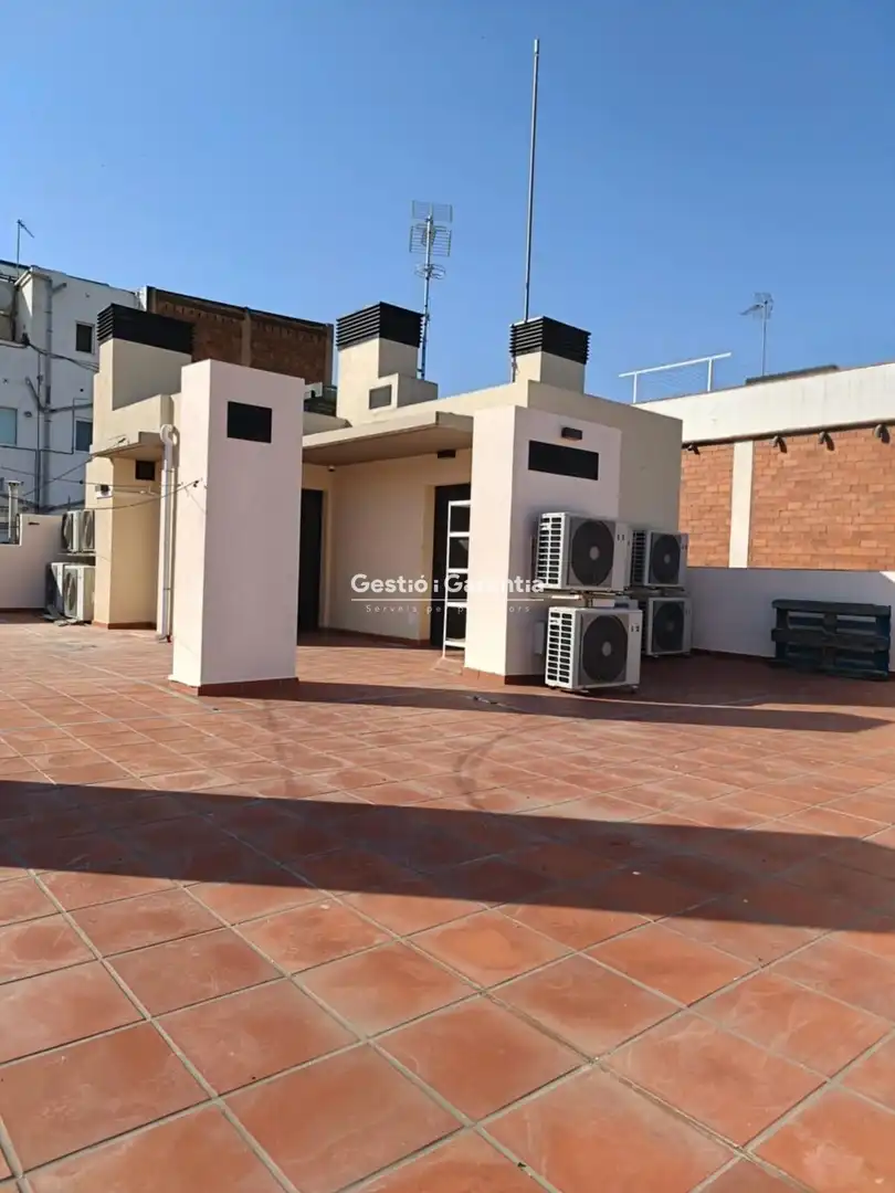 Terraza de Piso en venta en Barcelona con Terraza y Amueblado
