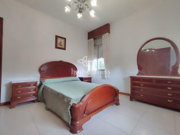 Casa amb jardí en venda a Miño