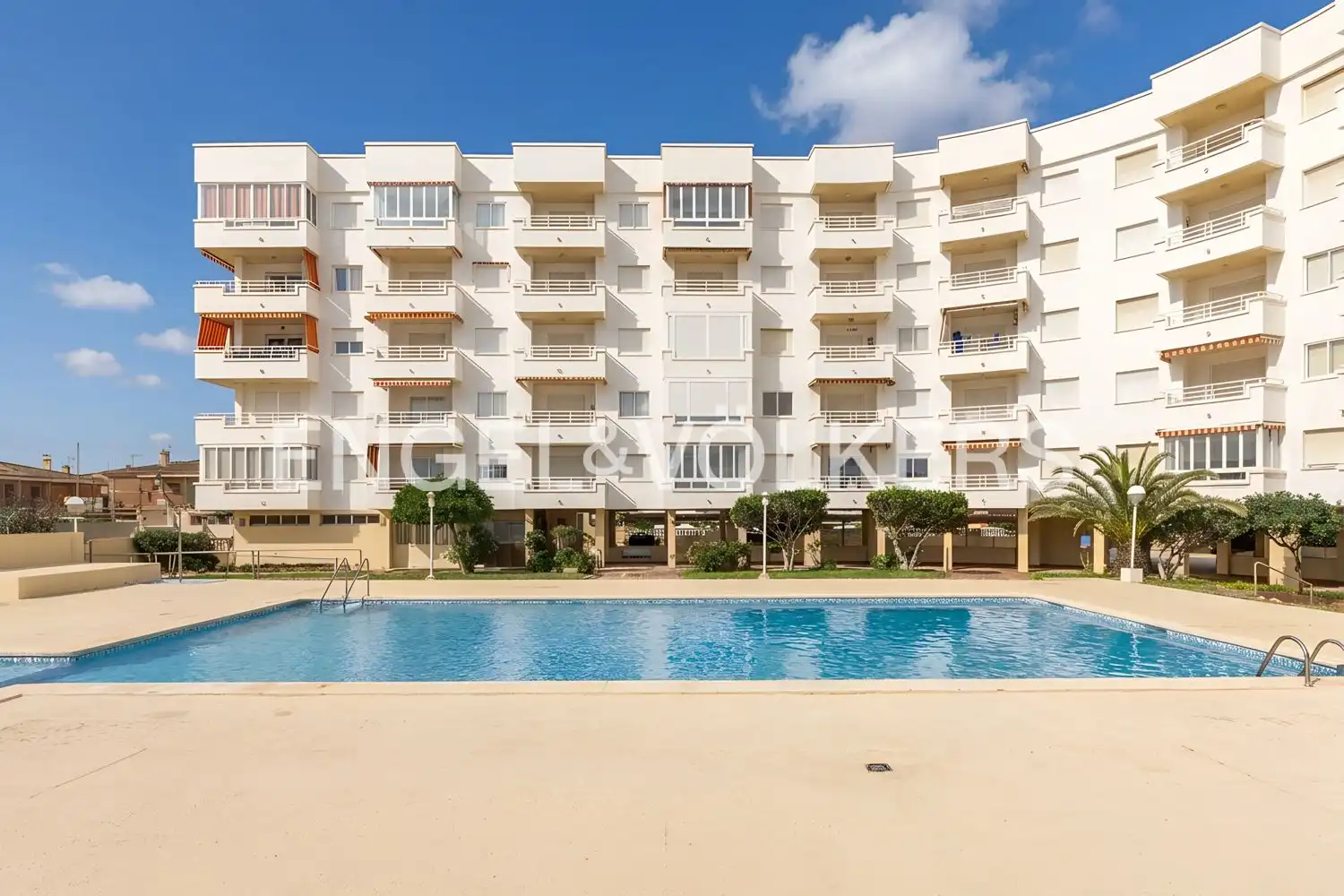Vista exterior de Piso en venta en Sueca con Calefacción, Terraza y Piscina