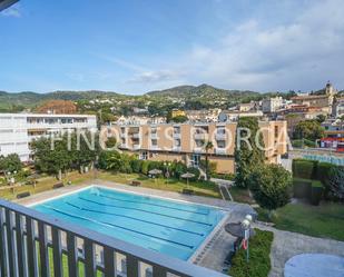 Piscina de Pis en venda en Cabrils amb Calefacció, Terrassa i Traster