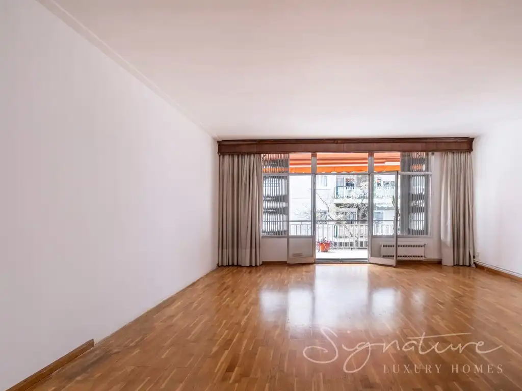 Sala d'estar de Pis en venda en Barcelona