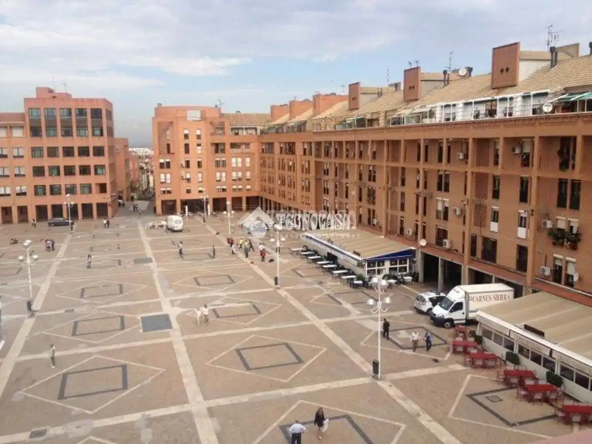 Vista exterior de Piso en venta en Madrid