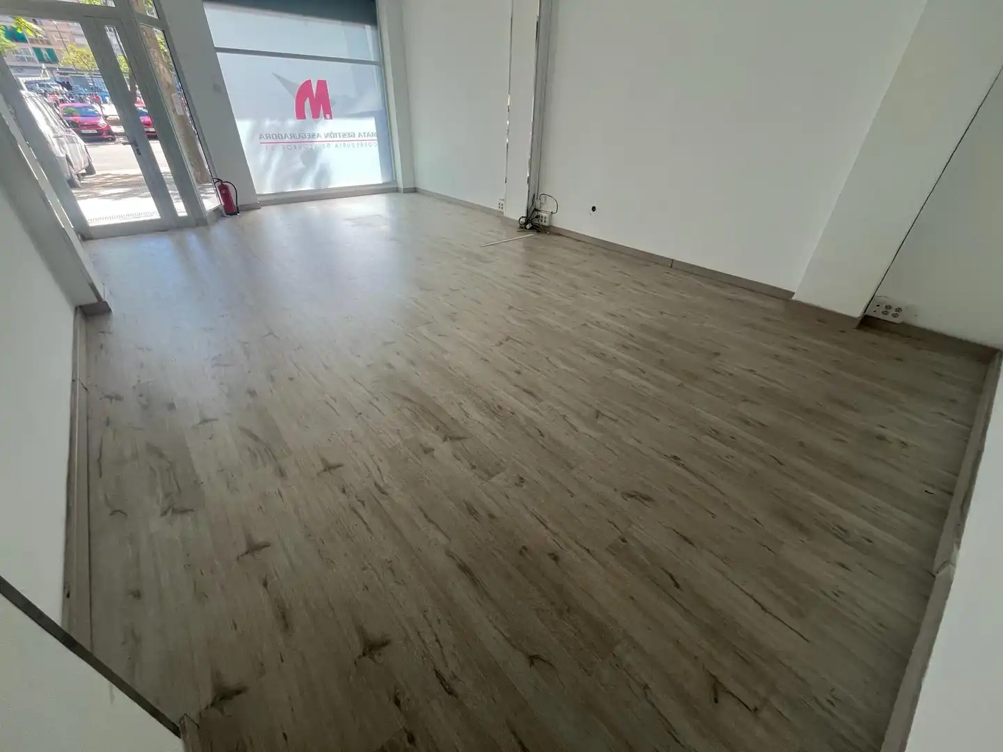 Local de alquiler en Zaragoza con Aire acondicionado y Parquet