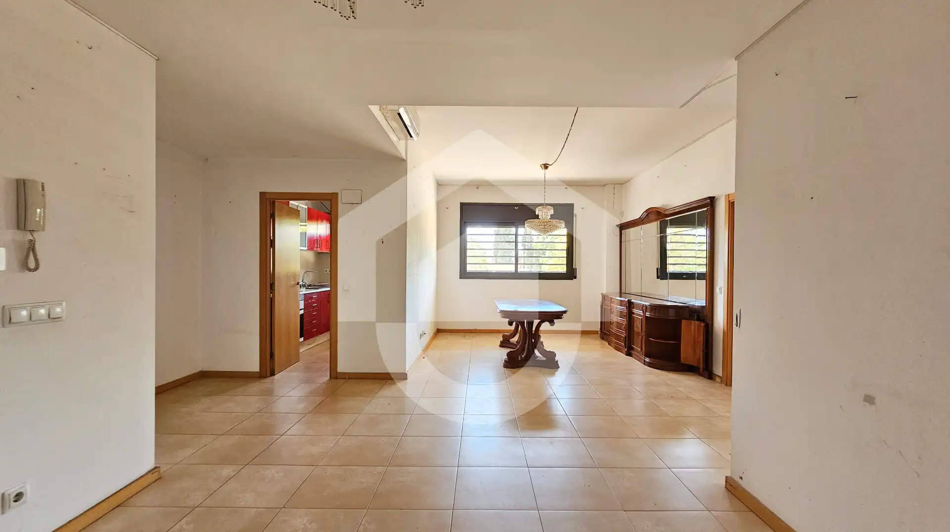 Planta baixa en venda a Porta