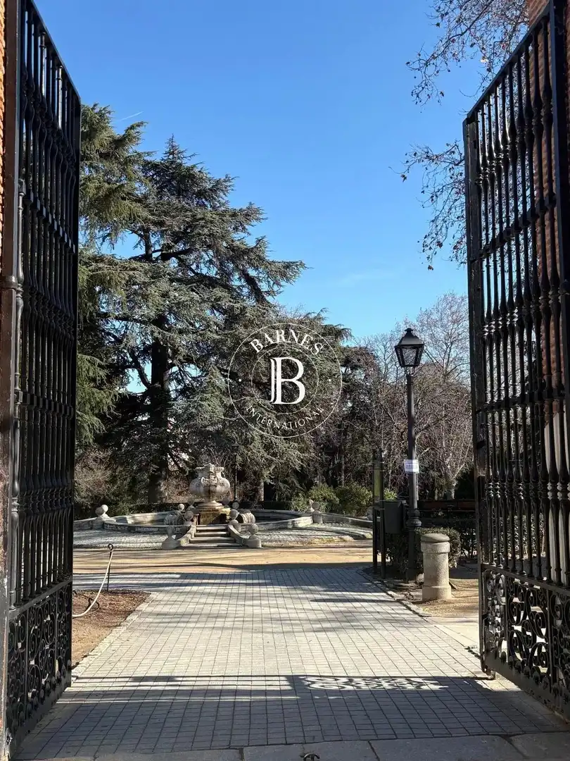 Exterior view of Apartments for sale in Madrid  with Air Conditioner, Heating and Terrace