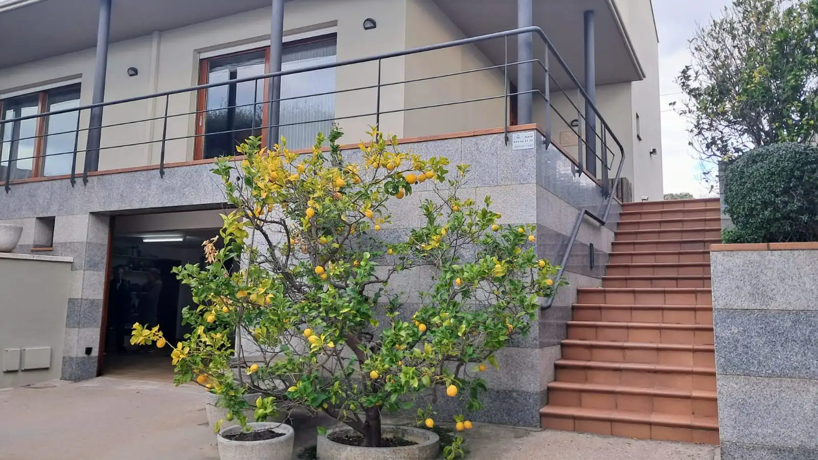 Vista exterior de Casa o chalet en venta en Cassà de la Selva con Aire acondicionado y Jardín privado