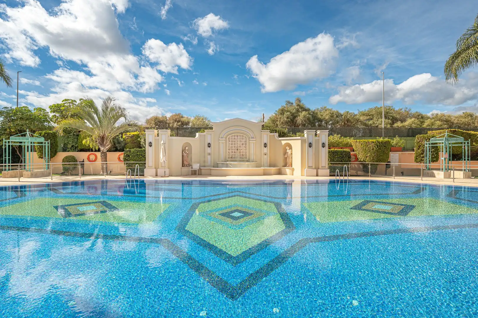 Swimming pool of Apartments for rent in Marbella  with Air Conditioner, Private garden and Furnished