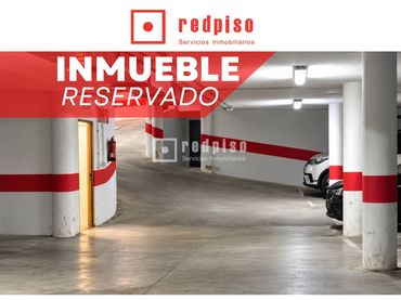 Individual con ascensor en venta en Centro