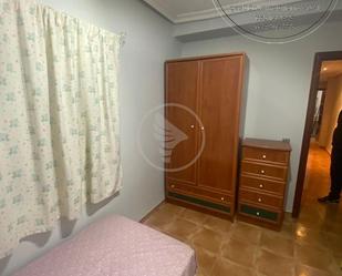 Bedroom of Flat to share in Linares  with Furnished