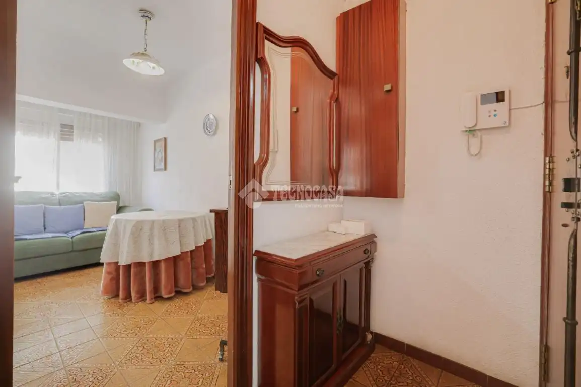Habitación de Piso en venta en Sant Boi de Llobregat con Balcón