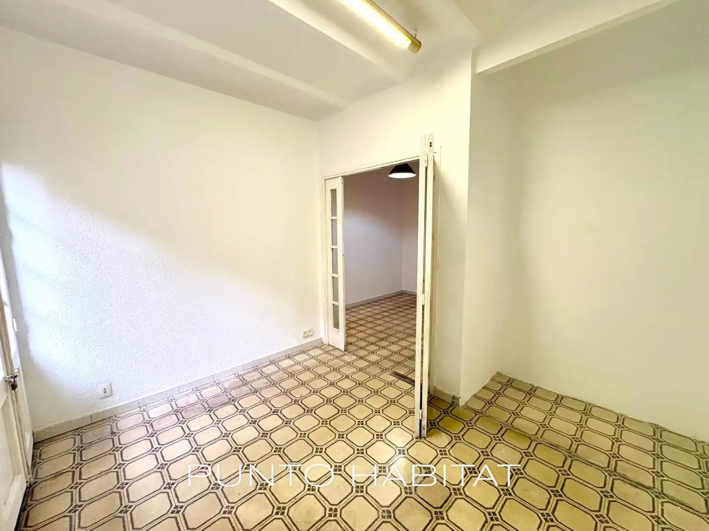 Piso en venta en Barcelona con Balcón