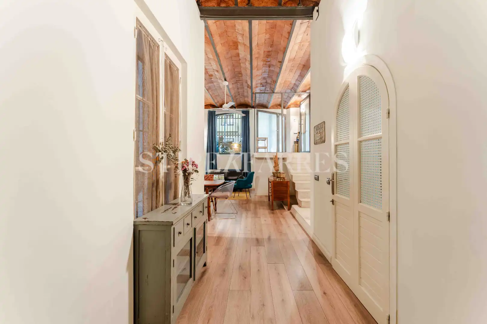 Piso de alquiler en Barcelona con Calefacción, Terraza y Amueblado
