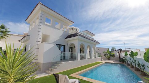 Photo 3 of Houses for sale in Calle Isla Formentera, 69, Rojales, Alicante