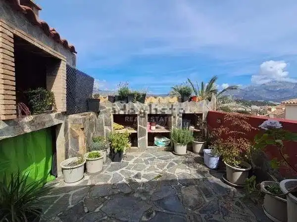 Exterior view of Country homes for sale in La Nucia