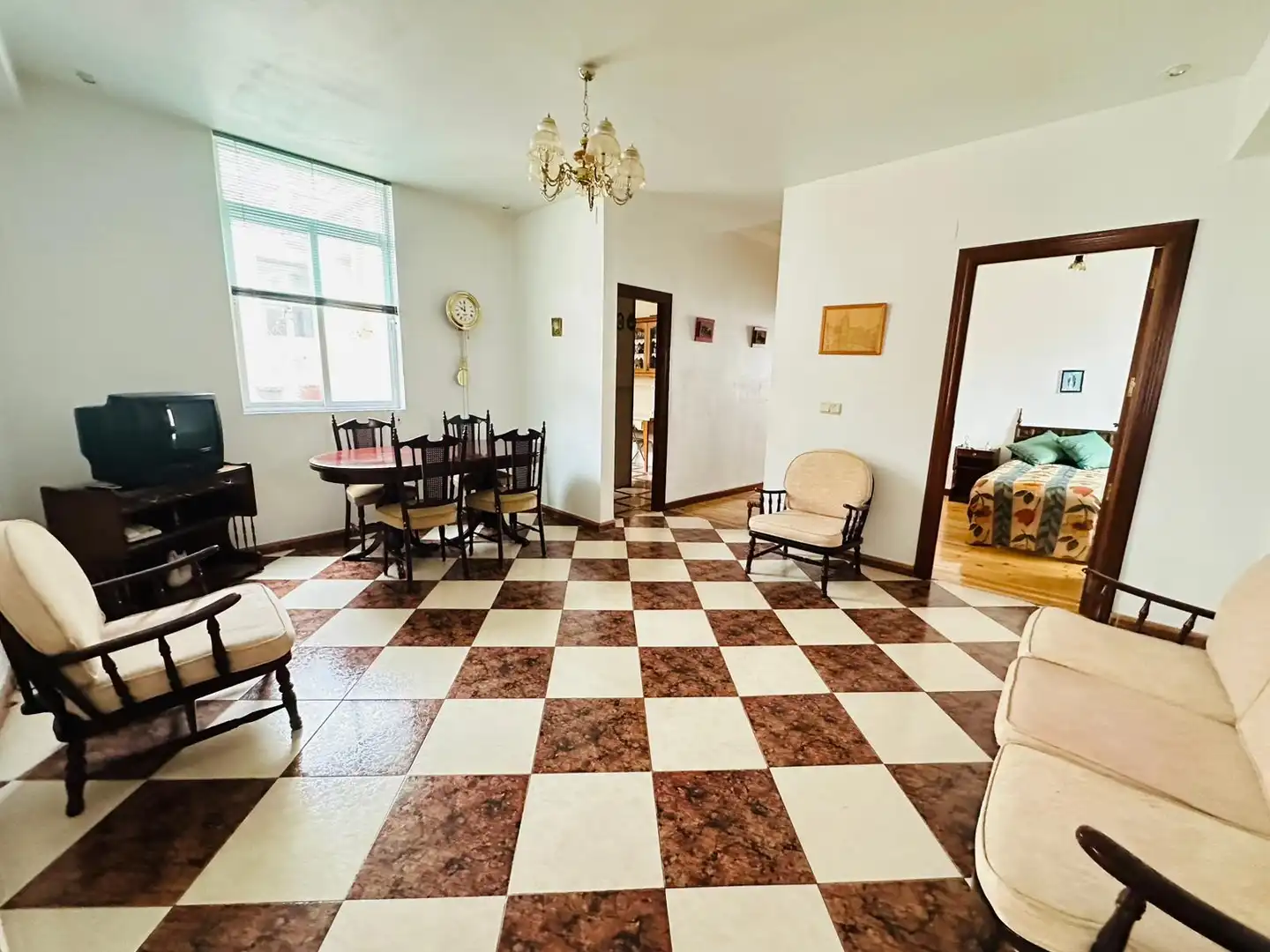 Sala d'estar de Pis en venda en Valladolid amb Calefacció i Traster