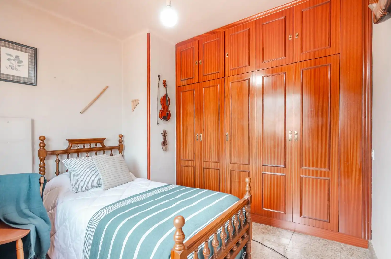 Habitación de Ático en venta en Mieres (Asturias) con Calefacción y Terraza