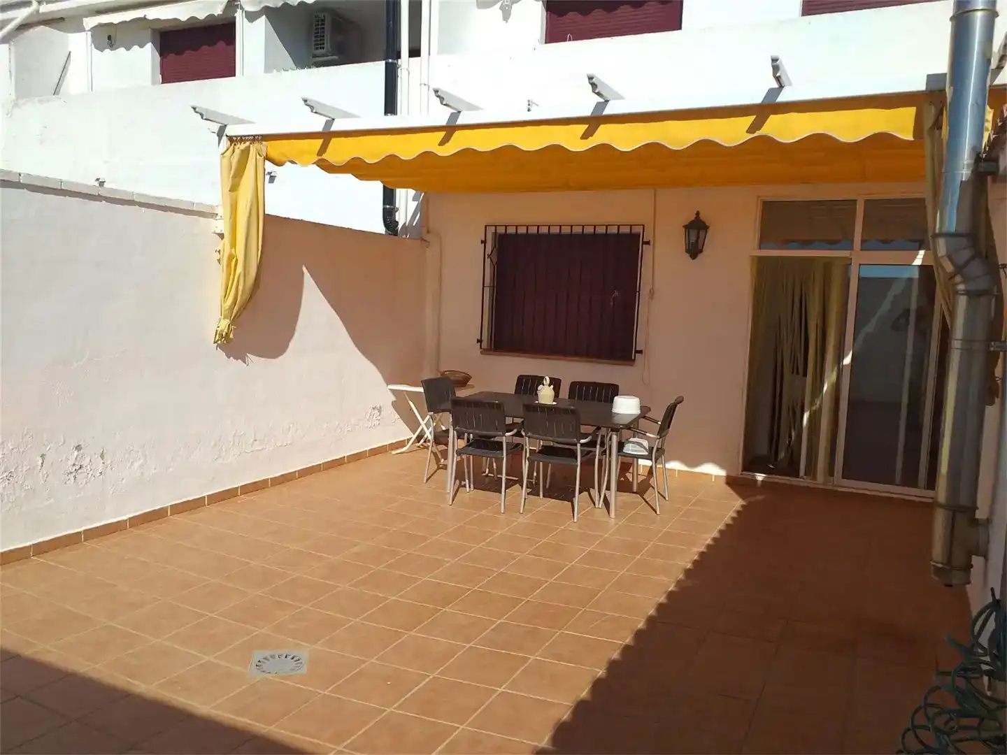 Terraza de Casa adosada en venta en Villavaliente con Parquet, Trastero y Amueblado