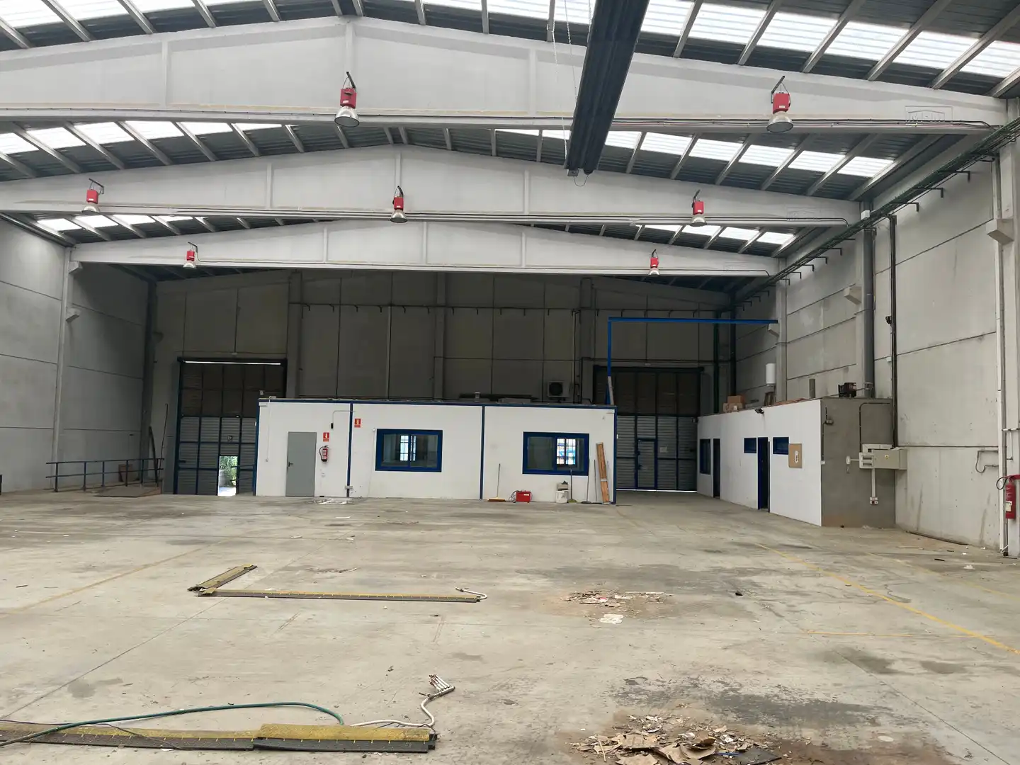 Nave industrial en venta en Els Hostalets de Pierola