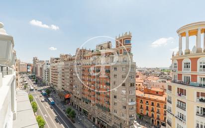 Vista exterior de Pis en venda en  Madrid Capital amb Aire condicionat, Calefacció i Terrassa