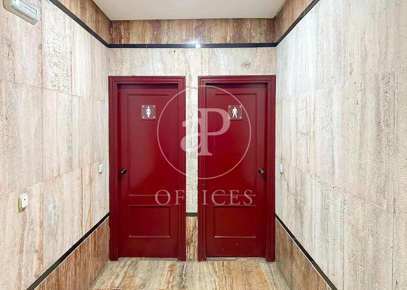Office for sale in Madrid  with Air Conditioner