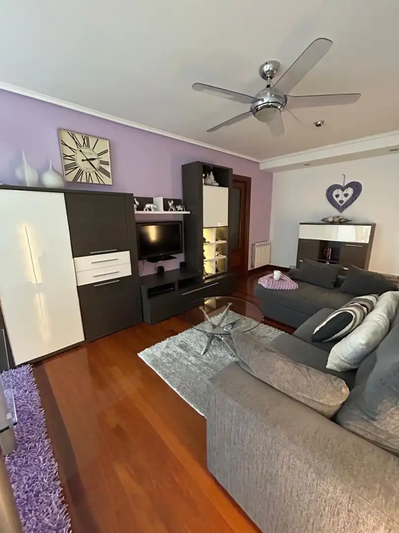 Flat with pool for sale in La Merced 25, imagen 2