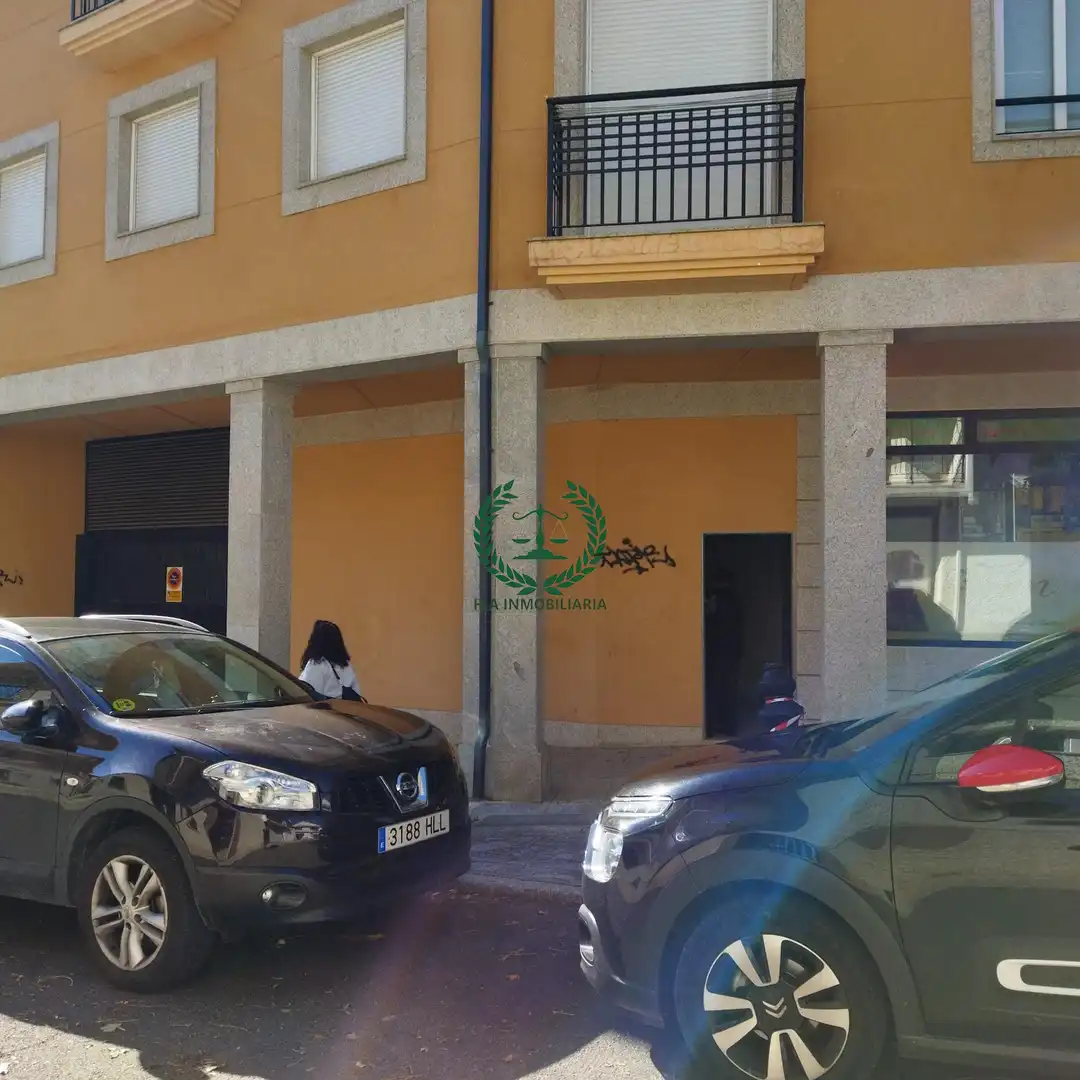 Exterior view of Commercial properties for sale in Bustarviejo