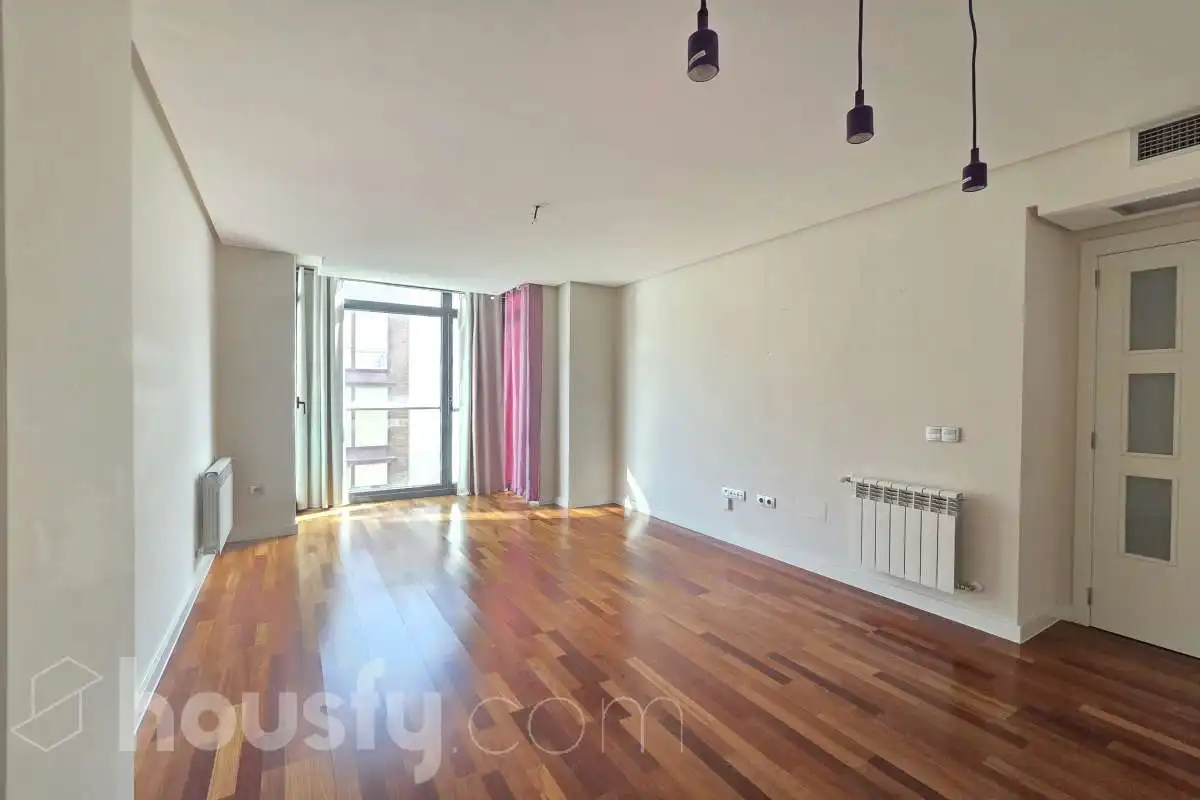 Living room of Flat for rent in Madrid  with Air Conditioner, Heating and Storage room