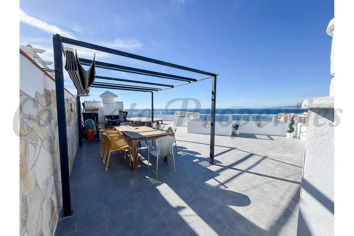 Appartement compact avec piscine à vendre à Centro Internacional