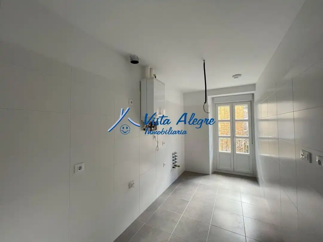 Kitchen of Apartments for sale in Haro  with Heating, Parquet flooring and Storage room