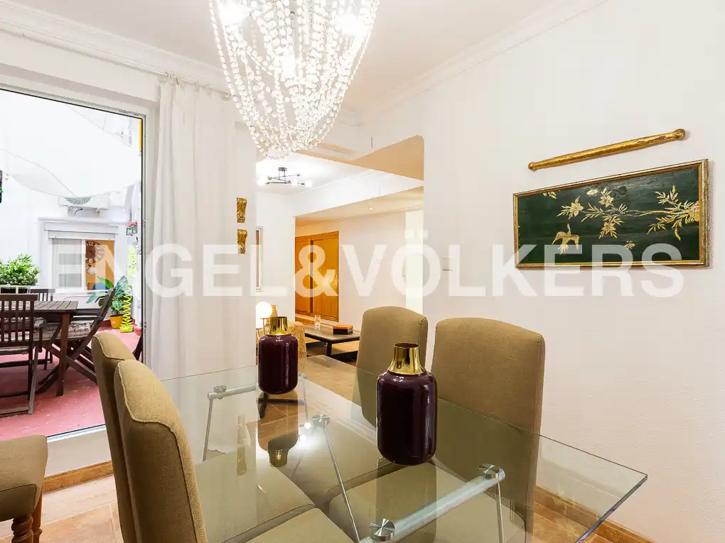 Dining room of Flat for rent in Valencia  with Air Conditioner, Heating and Terrace