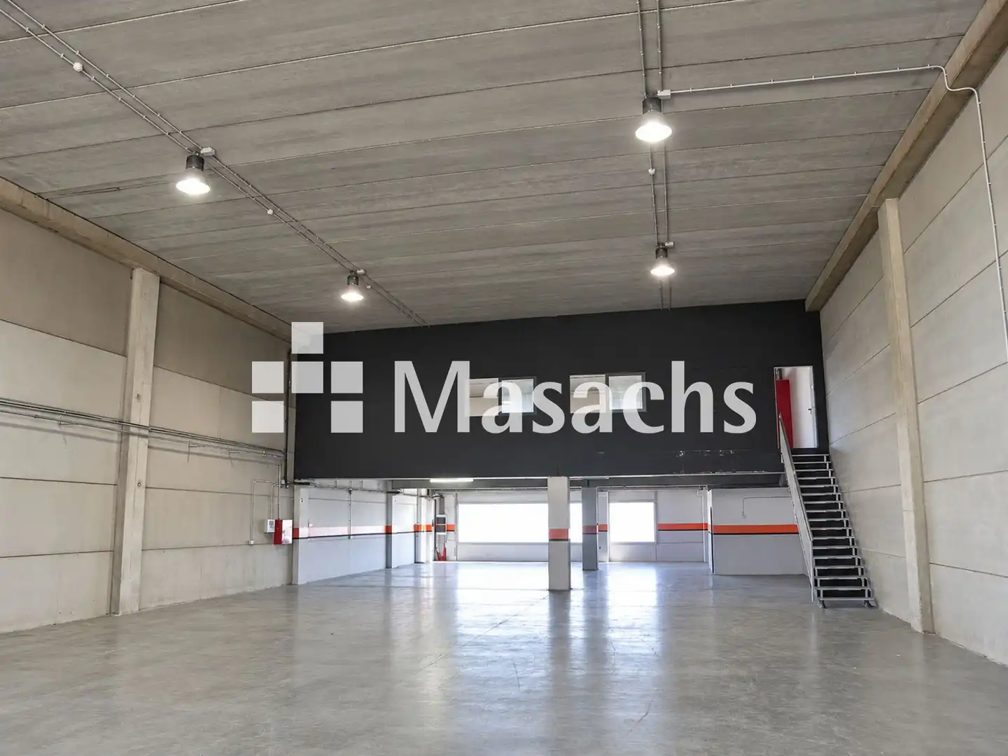 Außenansicht von Fabrikhallen zur Miete in Terrassa