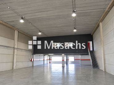Nave industrial en alquiler en Sud