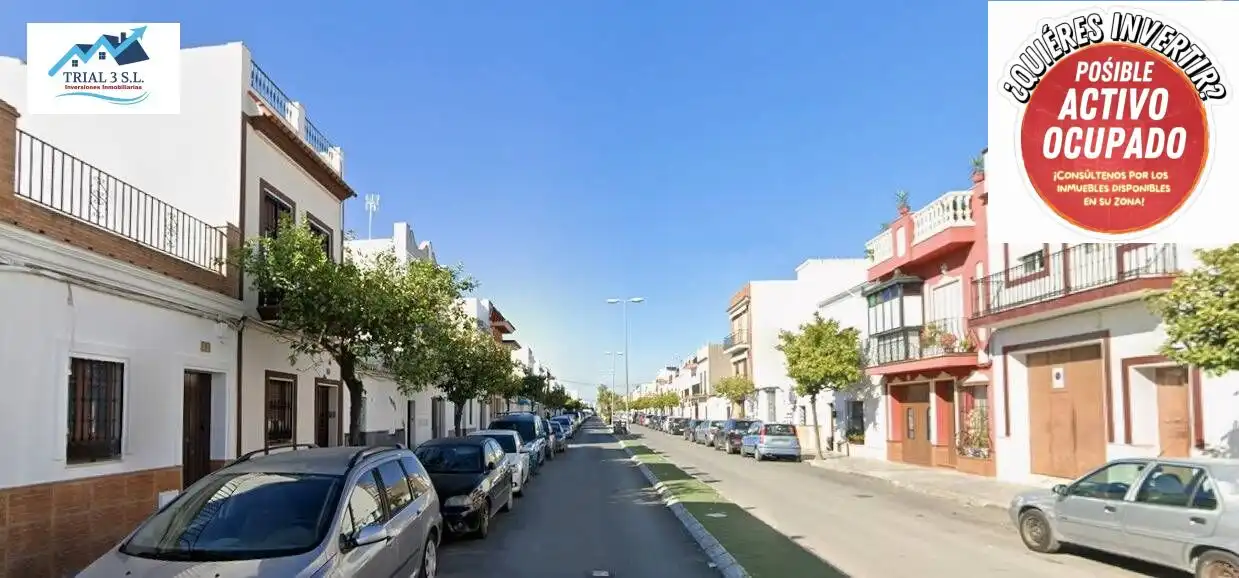 Casa en venda a Calle ORQUIDEAS