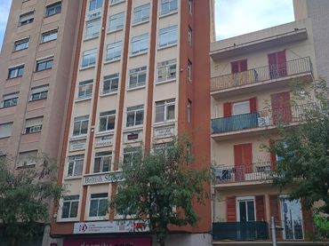 Oficina amb ascensor en venda a Plaça de Ponent 5