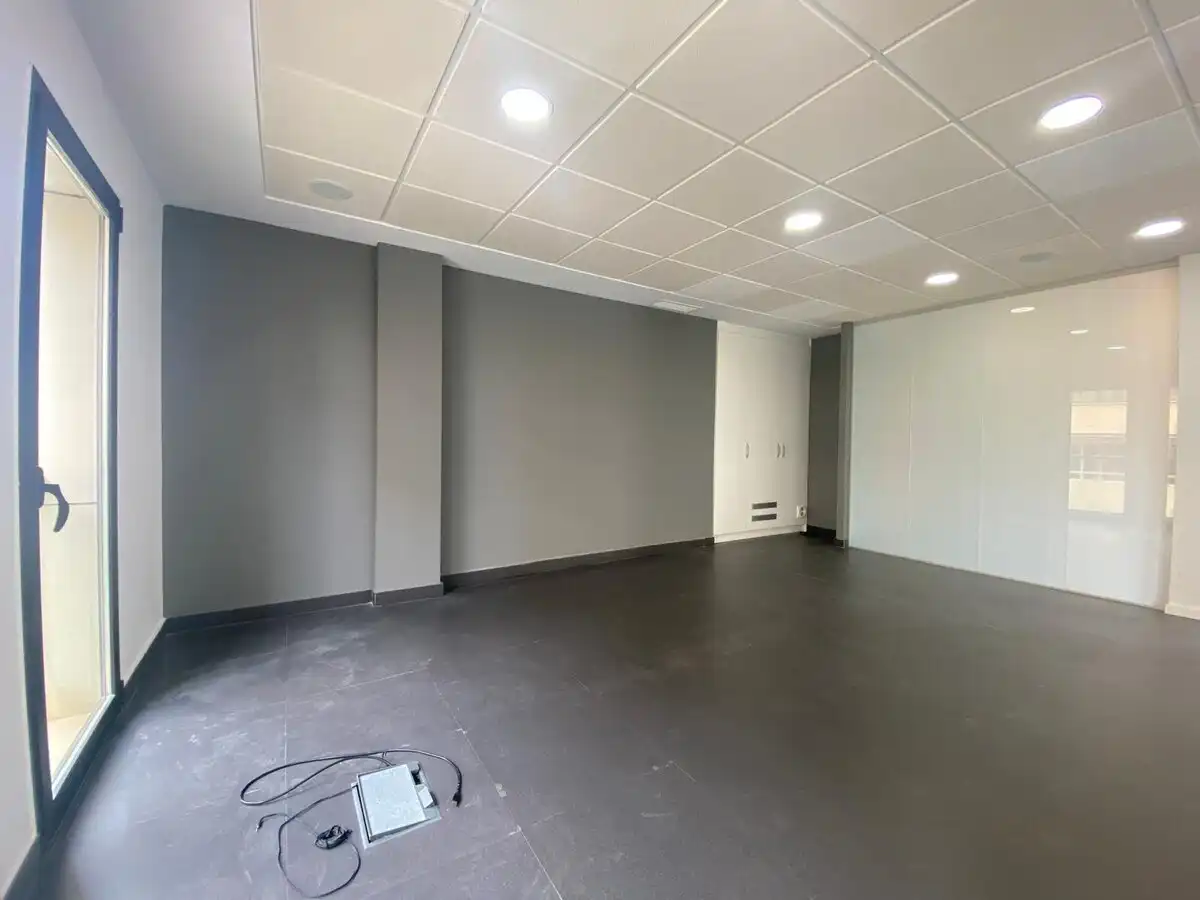 Oficina de alquiler en Dénia