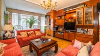 Living room of Flat for sale in  Madrid Capital