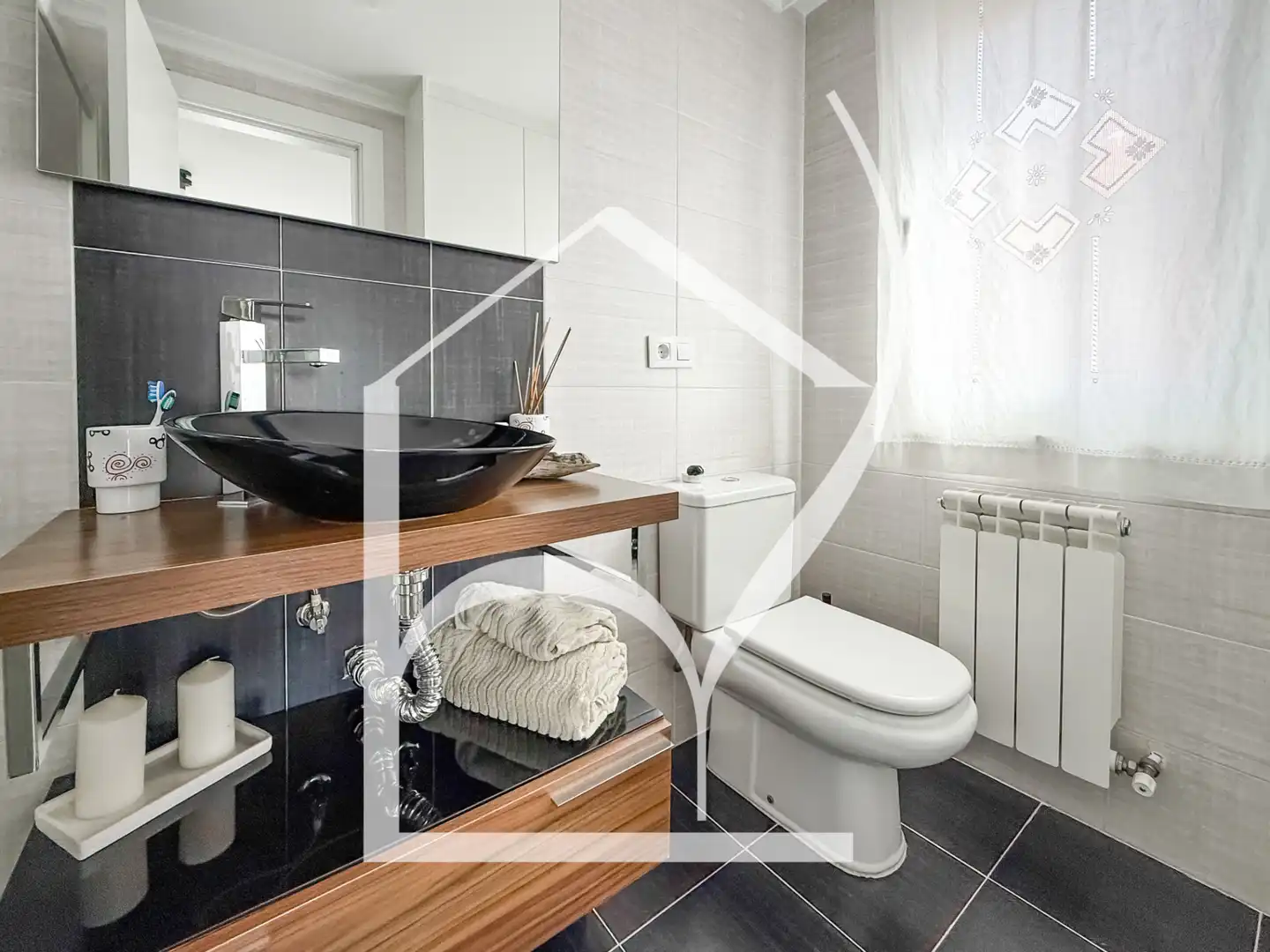 Bathroom of Detached homes for sale in Arapiles  with Heating, Terrace and Swimming Pool