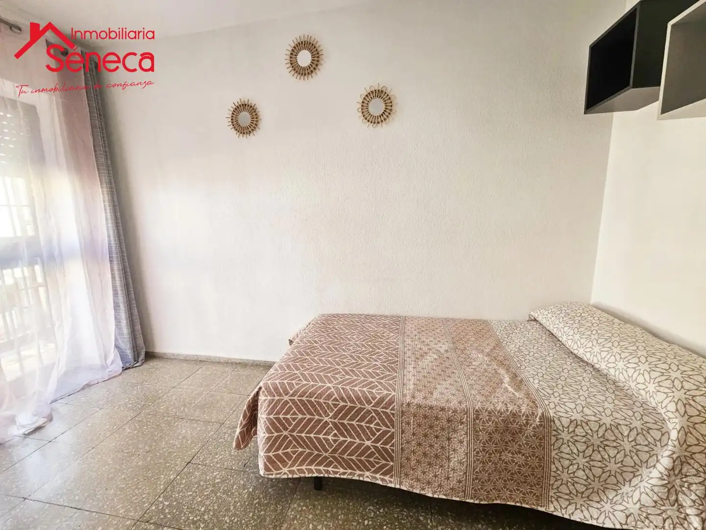 Habitación de Piso de alquiler en Córdoba con Terraza y Amueblado